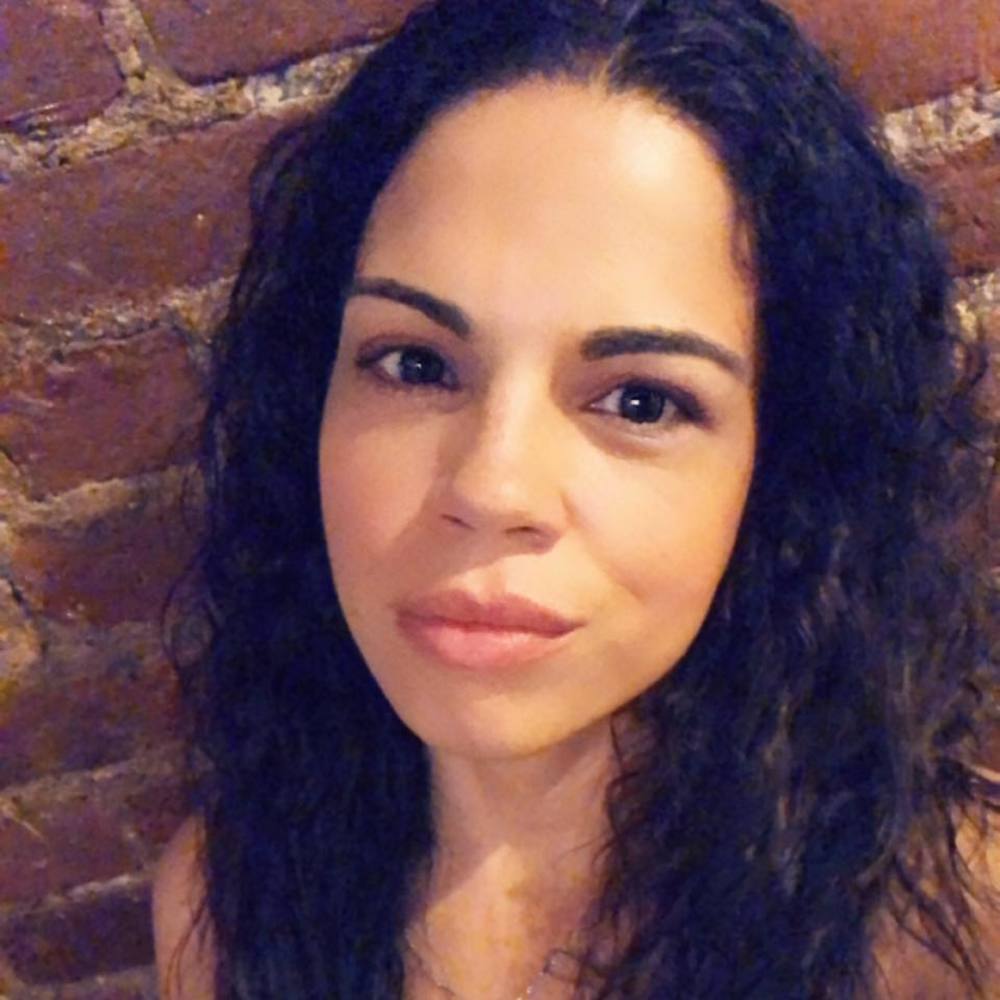 Meet your Posher, Cristina